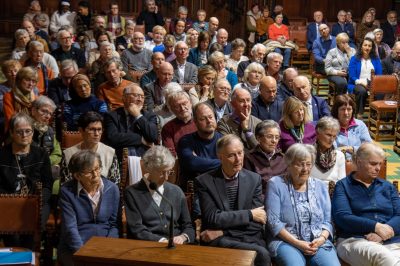 Academische zitting-18